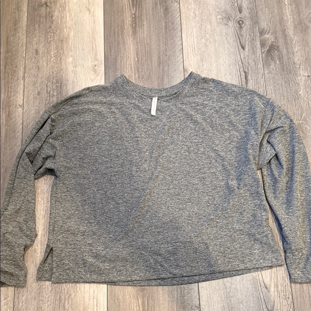 Fabletics Heather Gray Long Sleeve Top